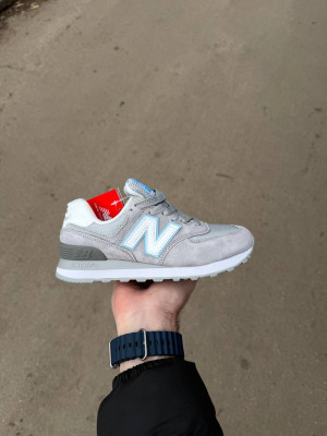 ​​Кросівки New Balance 574 36 (23 см.) р. Весна Ліцензія
Є ОПТ, дропшипінг, роздріб
Матеріали:
Натур, замша + текстиль
Сезон:
Весна