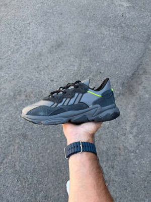 Кросівки Adidas Ozweego 41-46 р. Осінь-Весна Кросівки Adidas Ozweego 41-46 р. Осінь-Весна Трохи маломірки.
На вузьку або середню ногу
Є ОПТ, дропшипінг, роздріб
Сезон:
Осінь-Весна