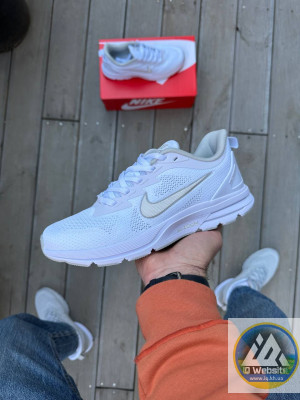 Кросівки Nike Air Zoom Кросівки Nike Air Zoom Матеріали:
Сквозний текстиль + легка піна
Сезон:
Весна-літо