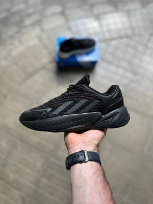 ​Кросівки Adidas 41, 42, 44 р. Весна-Осінь Сезон:
Весна-Осінь