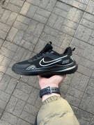 ​Кросівки Nike