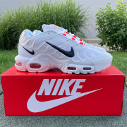 ​Кросівки Nike Air Max Plus Drift 41-45 р. Весна