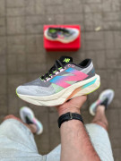 Кросівки New Balance Elite V4 36(22.5см) р. Літо