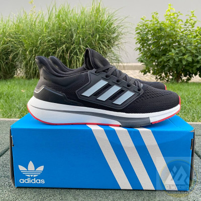 ​Кросівки Adidas 44-46 р. Є ОПТ Є ОПТ, дропшипінг, роздріб
Материал:
Cетка
Подошва:
Резина