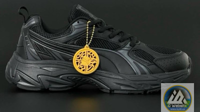 Кросівки PUMA Morphic Base 41-46 р. Весна ​Матеріали:
Текстиль + піна.
Сезон:
Весна 