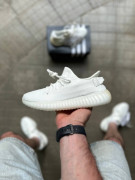 ​Кросівки Adidas Yeezy 350 (рефлектів) 36-40 р.