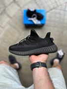 ​Кросівки Adidas Yeezy 0 р. Чорні, Літо