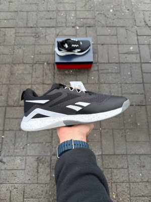 Оригінал Кросівки Reebok 36-39 р. Весна-Літо 100% оригінал
На весну-літо
Є ОПТ, дропшипінг, роздріб
Матеріали:
Текстиль + піна.