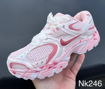 ​Кросівки Nike Runner 36-41 р. Весна-Літо Ліцензія
Є ОПТ, дропшипінг, роздріб
Матеріали:
Текстиль + піна
Сезон:
Весна-Літо