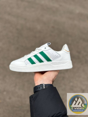 Кроссовки Adidas Tyshawn 41, 42, 45 р. Весна-Літо Матеріали:
Шкіра + щільна гума.
Сезон: 
весна