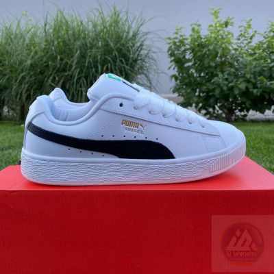 ​Кросівки Puma 36, 39 р. Материал:
Кожа, текстиль
Подошва:
Пена, резина