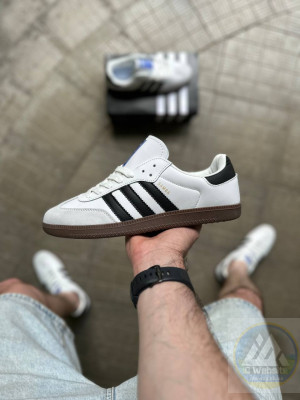 ​Кросівки Adidas Samba OG 42, 44 р. Весна - Літо Матеріали:
Натур. замша + шкіра + гума
Сезон:
Весна - Літо