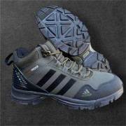 ​Кросівки Adidas 41 (26 см.) Хутро