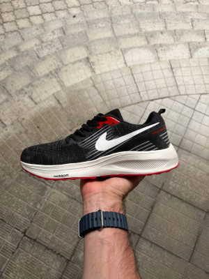Кросівки Nike Zoom 0 р. Літо Кросівки Nike Zoom 0 р. Літо Маломірки
Матеріали:
Текстиль + піна
Сезон:
Літо