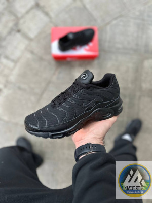 Кроссовки Nike Air Max Plus TN 43 р. Матеріали:
текстиль + шкіра + піна
