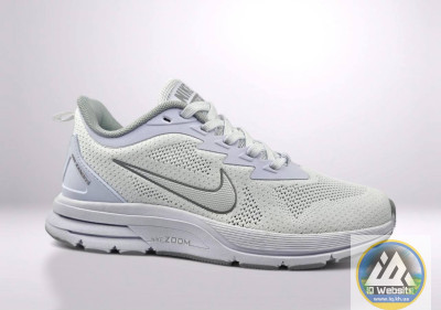 ​Кроссовки Nike Air Zoom 37-41 р. Матеріали:
Сквозний текстиль + легка піна.
Сезон:
Весна