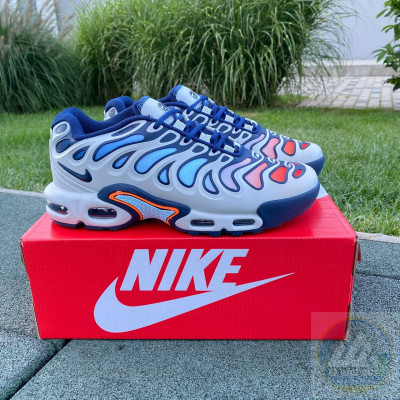 Кросівки Nike Air Max Plus Drift 41-46 р. Весна 8 кольорів Материал:
Кожа сетка
Подошва:
Резина
Демисезон