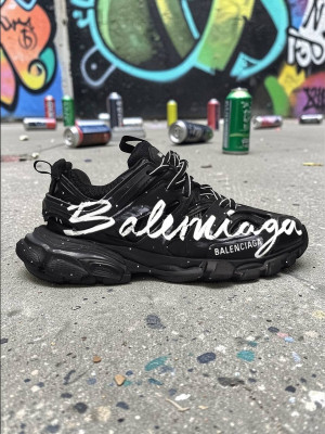 Кросівки Balenciaga Track 38, 39, 40 р. Весна-Літо Є ОПТ, дропшипінг, роздріб
Материал:
Кожа, текстиль
Подошва:
Полиуретан, пена, резина
Коробка