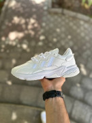 ​Кросівки Adidas Ozweego 43, 44 р.
